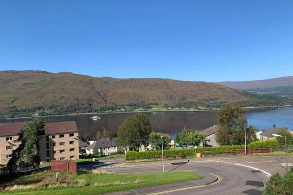 Premium Ground Floor Apartment, Near William Town Centre Apartment Fort William