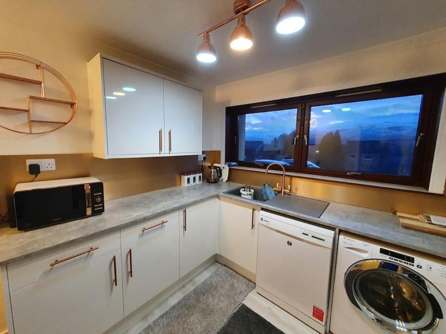 Apartment Premium Ground Floor Apartment, Near William Town Centre *